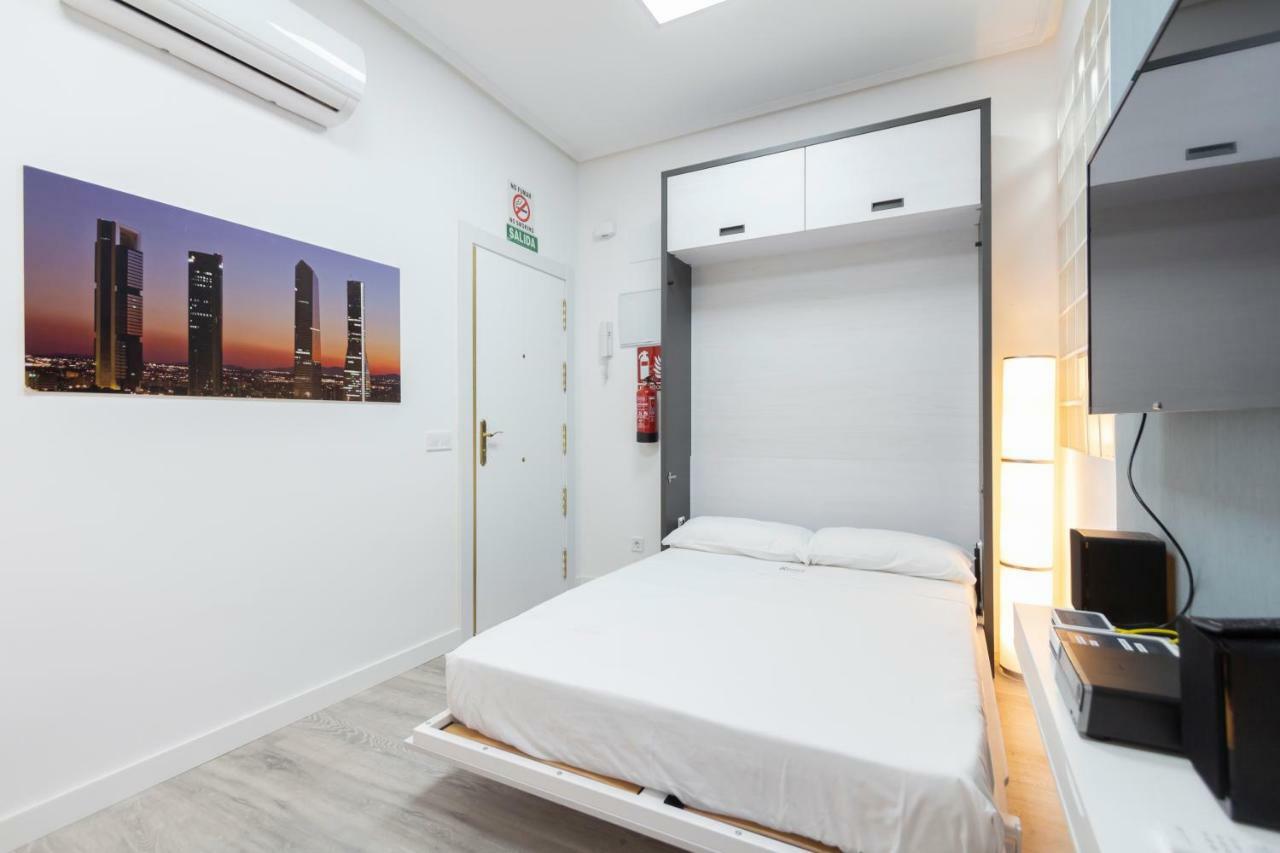 Plaza Mayor Apartment มาดริด ภายนอก รูปภาพ