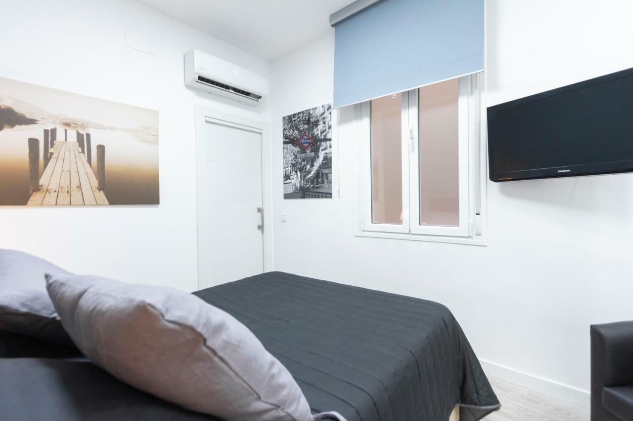 Plaza Mayor Apartment มาดริด ภายนอก รูปภาพ